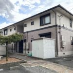 駐車場側(外観)